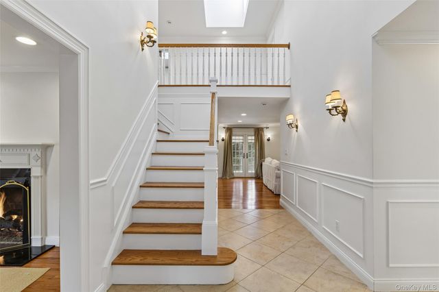 111 Palmyra Avenue, Woodmere, NY 11598