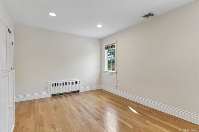 111 Palmyra Avenue, Woodmere, NY 11598