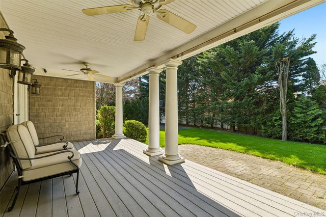 111 Palmyra Avenue, Woodmere, NY 11598