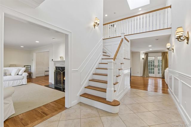 111 Palmyra Avenue, Woodmere, NY 11598