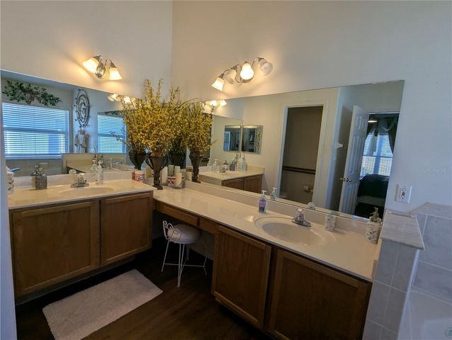 2866 STRAND CIRCLE, Oviedo, FL 32765