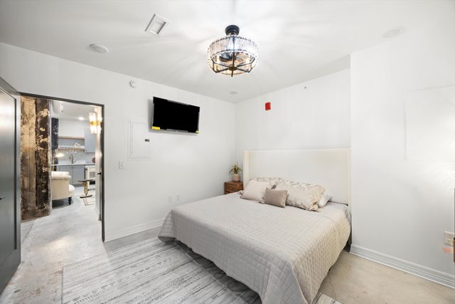 117 E 7th Street 410-E, Chattanooga, TN 37402