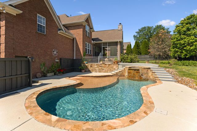 2200 Brienz Valley Dr, Franklin, TN 37064
