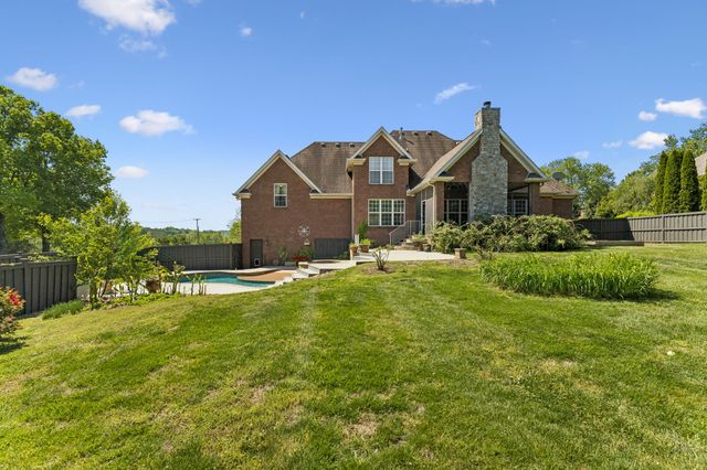2200 Brienz Valley Dr, Franklin, TN 37064