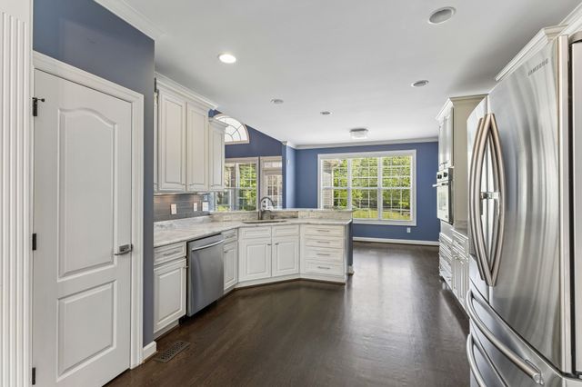 2200 Brienz Valley Dr, Franklin, TN 37064