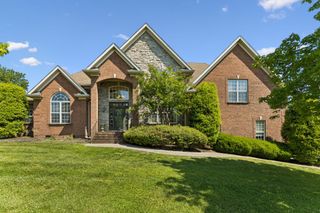 2200 Brienz Valley Dr, Franklin, TN 37064