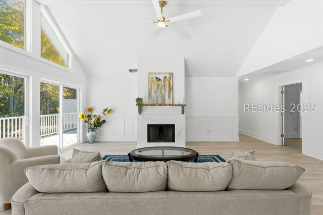 90 Cypress Marsh Dr, Hilton Head Island, SC 29926