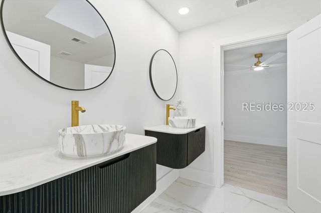 90 Cypress Marsh Dr, Hilton Head Island, SC 29926