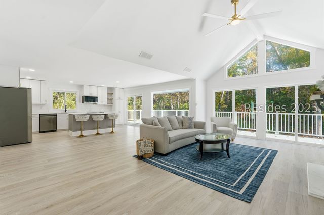 90 Cypress Marsh Dr, Hilton Head Island, SC 29926