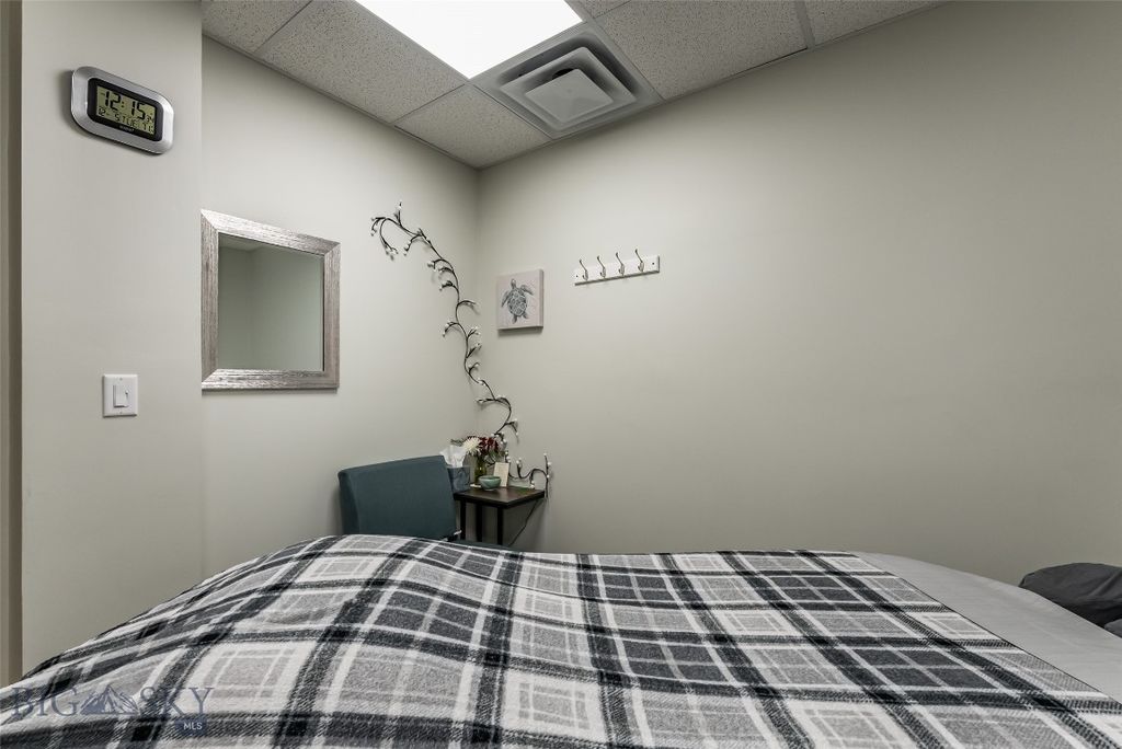 200 Highland 202, Bozeman, MT 59715 photo 32