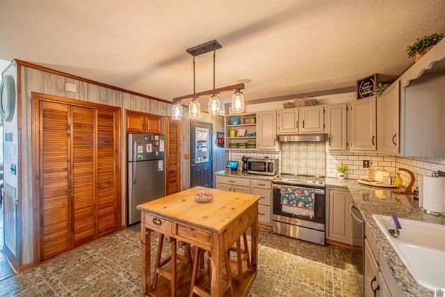 4997 St Rt 121, Bardwell, KY 42023