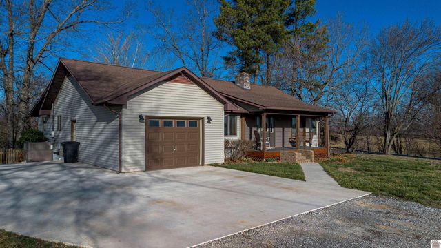 4997 St Rt 121, Bardwell, KY 42023