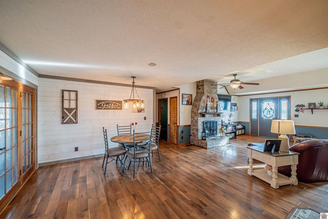 4997 St Rt 121, Bardwell, KY 42023