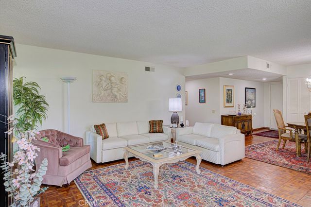 5479 Paseo Del Lago W A, Laguna Woods, CA 92637