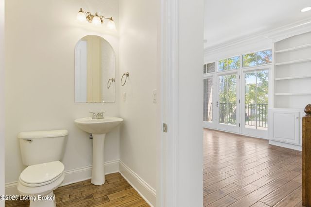 1100 Rose Hill Ln, Louisville, KY 40299