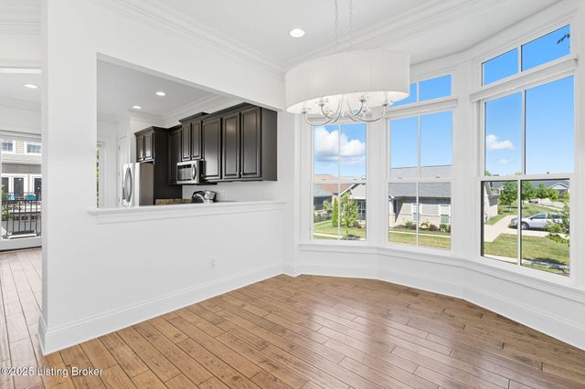 1100 Rose Hill Ln, Louisville, KY 40299