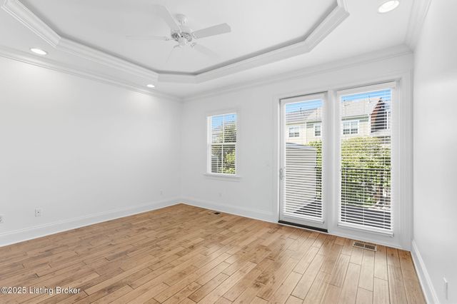 1100 Rose Hill Ln, Louisville, KY 40299