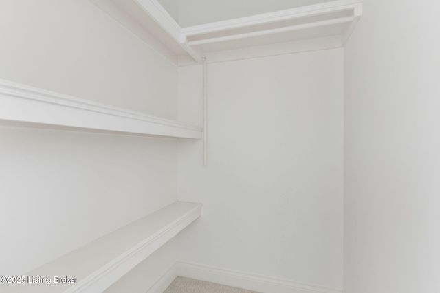 1100 Rose Hill Ln, Louisville, KY 40299