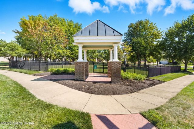 1100 Rose Hill Ln, Louisville, KY 40299