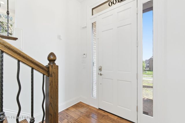 1100 Rose Hill Ln, Louisville, KY 40299