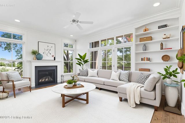 1100 Rose Hill Ln, Louisville, KY 40299