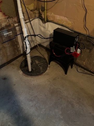 7113 W 71st Street, Chicago, IL 60638