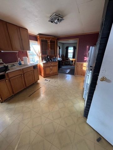 7113 W 71st Street, Chicago, IL 60638