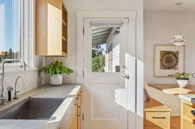 1923 Yolo Ave, Berkeley, CA 94707