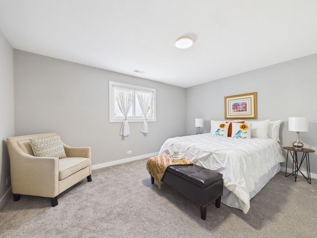 1728 N 35th Avenue, Stone Park, IL 60165