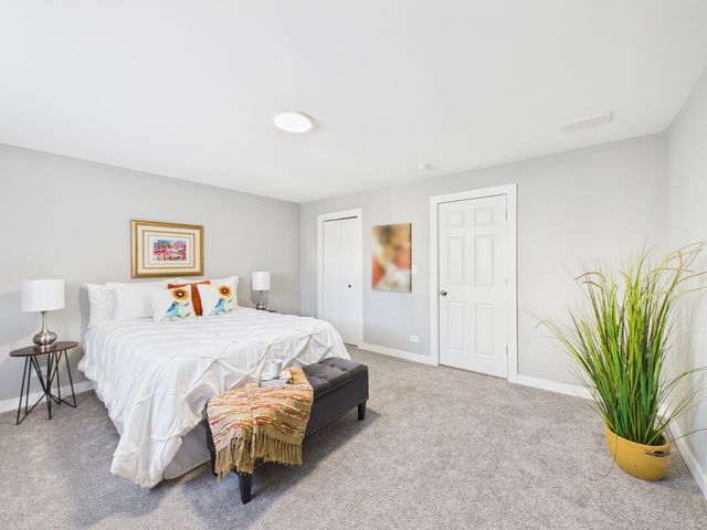 1728 N 35th Avenue, Stone Park, IL 60165