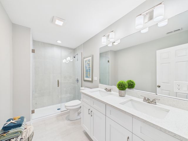 1728 N 35th Avenue, Stone Park, IL 60165