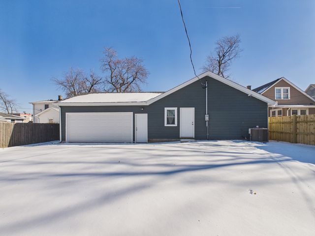 1728 N 35th Avenue, Stone Park, IL 60165