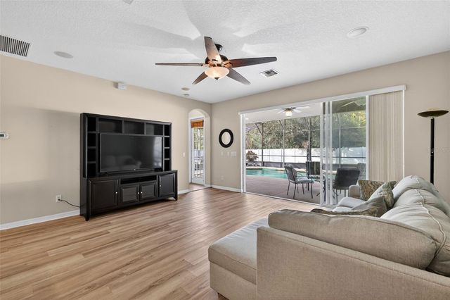 2598 PLUMADORE DRIVE, Grand Island, FL 32735