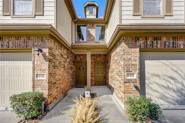 8335 Hawthorn Valley Lane, Houston, TX 77095