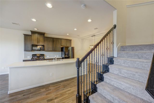 8335 Hawthorn Valley Lane, Houston, TX 77095