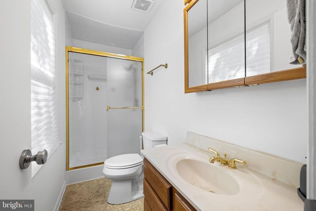 520 BUTTERNUT DR, Fredericksburg, VA 22408