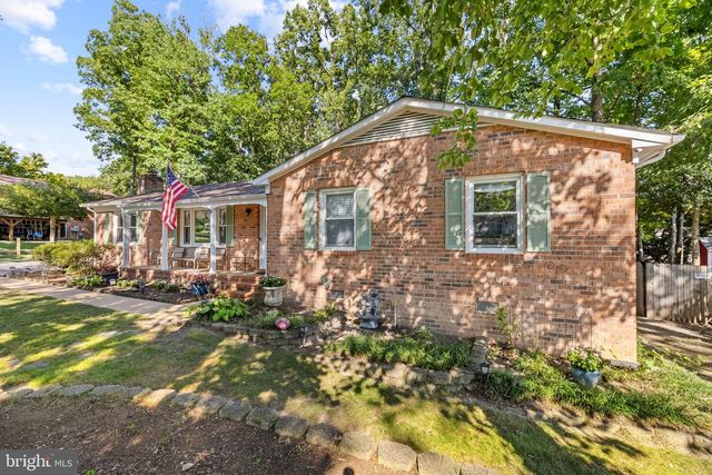 520 BUTTERNUT DR, Fredericksburg, VA 22408