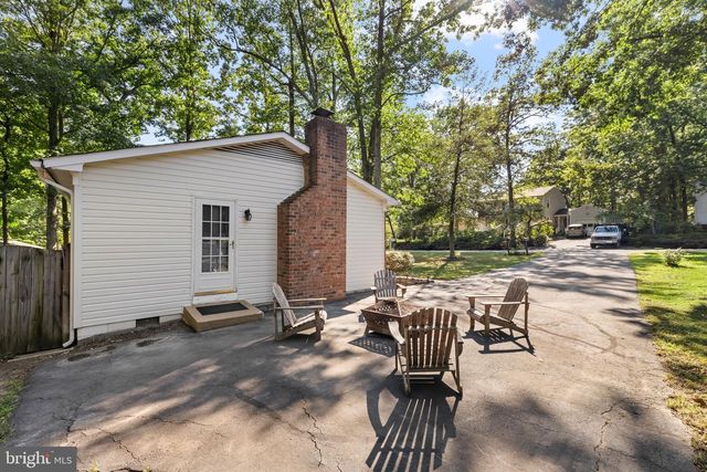 520 BUTTERNUT DR, Fredericksburg, VA 22408