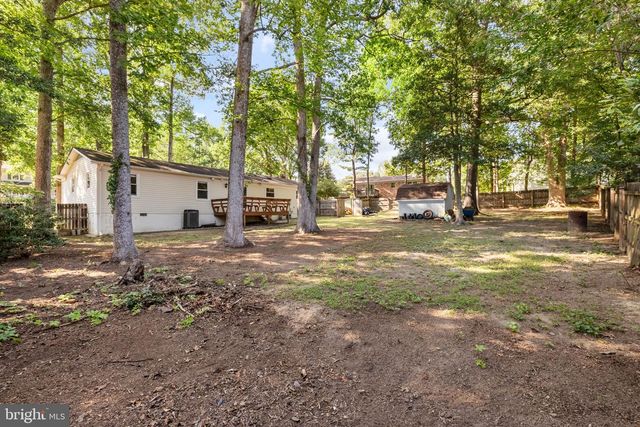 520 BUTTERNUT DR, Fredericksburg, VA 22408