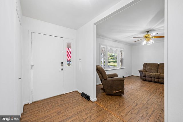 520 BUTTERNUT DR, Fredericksburg, VA 22408