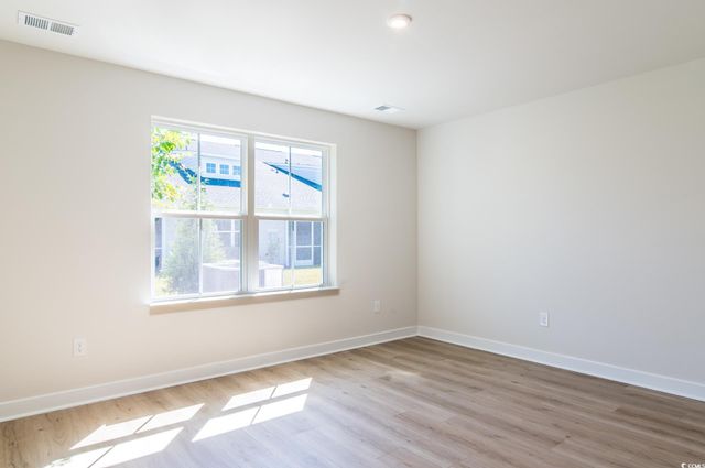 2382 Elowen Ln., Longs, SC 29568