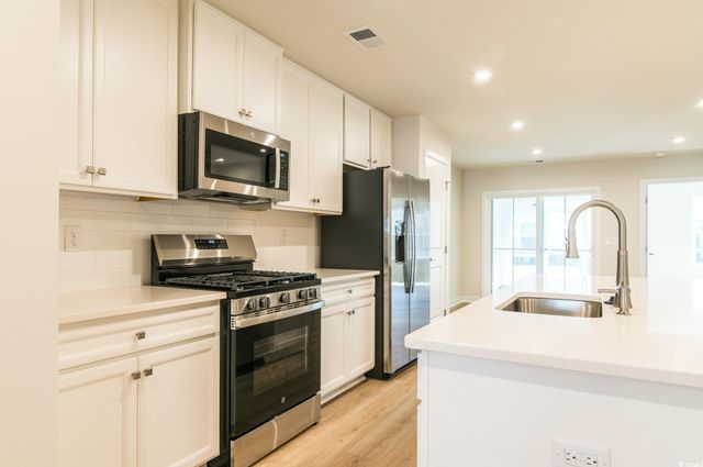 2382 Elowen Ln., Longs, SC 29568