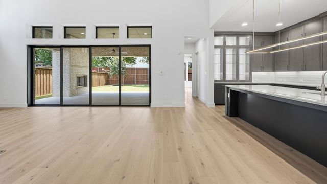 713 Huey Court, Hurst, TX 76054