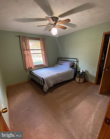 8624 VALLEY DR, Waldorf, MD 20603