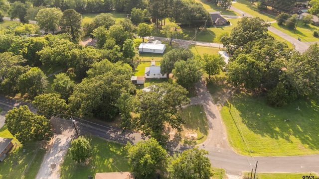 131 Lewis St., Grand Saline, TX 75140