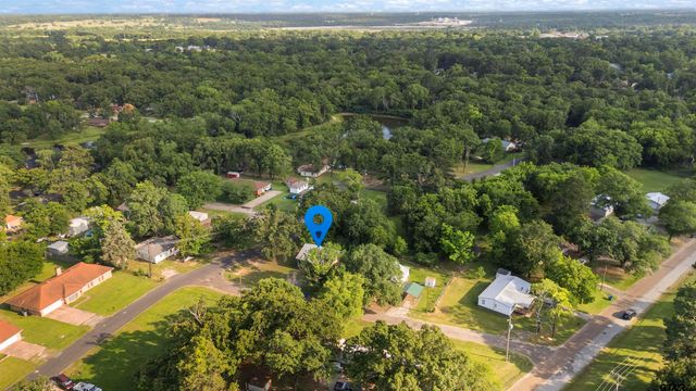 131 Lewis St., Grand Saline, TX 75140