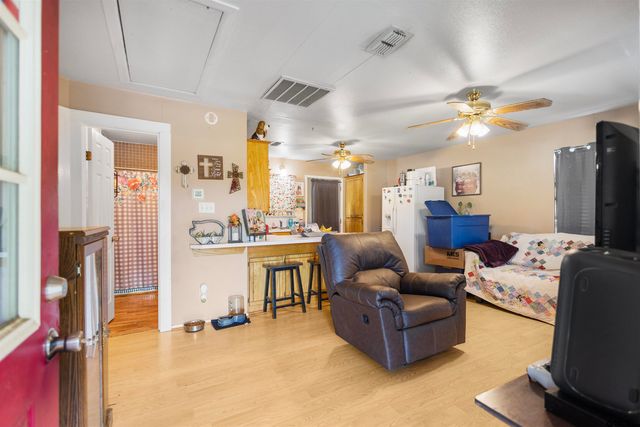 131 Lewis St., Grand Saline, TX 75140