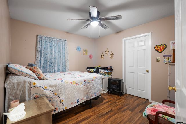 131 Lewis St., Grand Saline, TX 75140