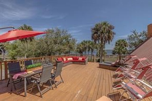 132 Wandas Way, Brunswick, GA 31523