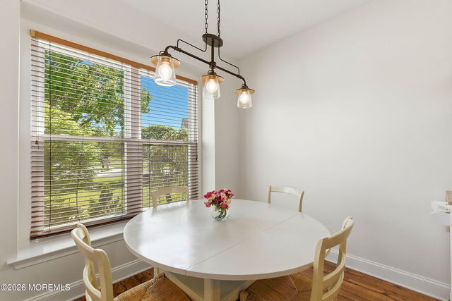 10 Ravenwood Court, Freehold, NJ 07728